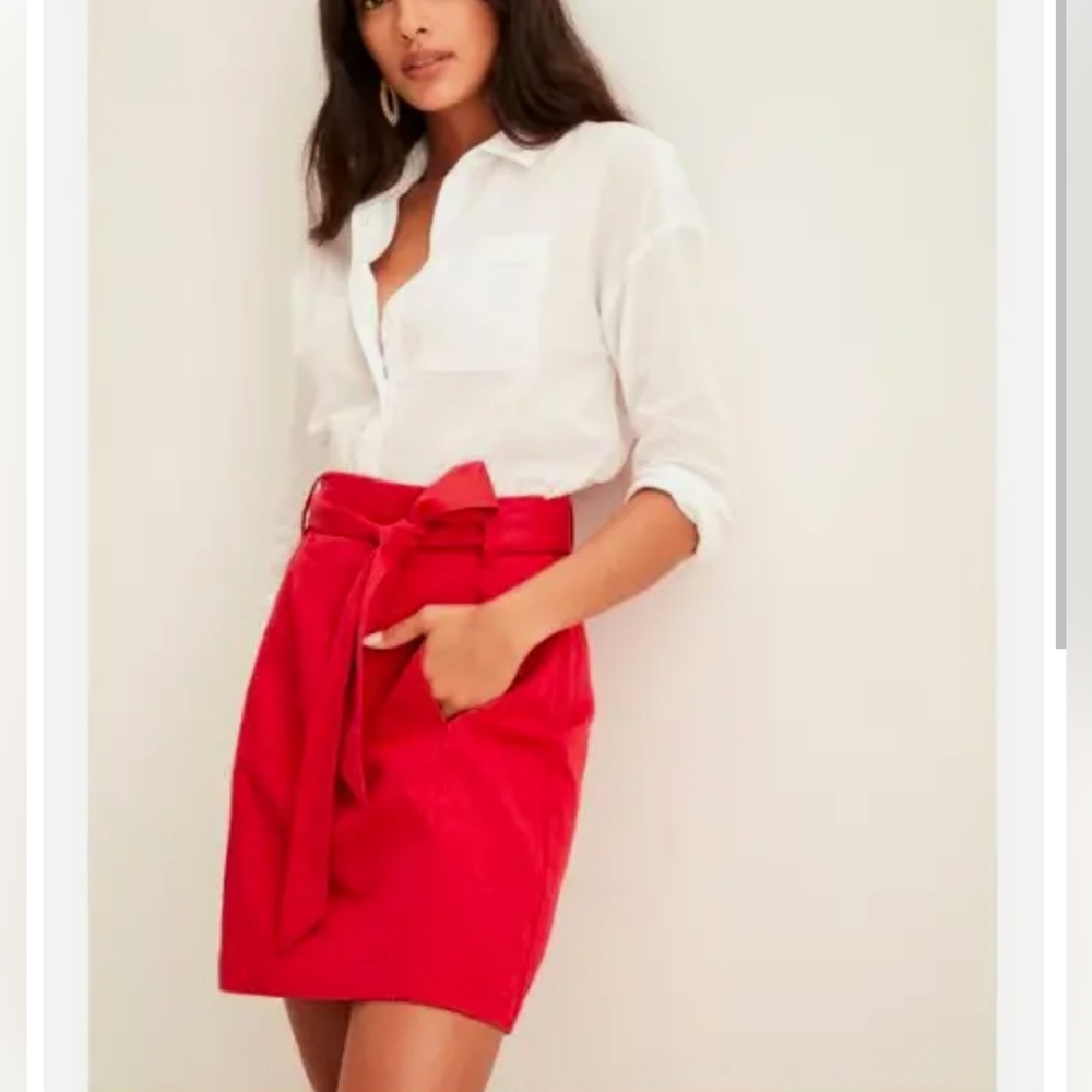 NWT BR utility mini skirt in cardinal red